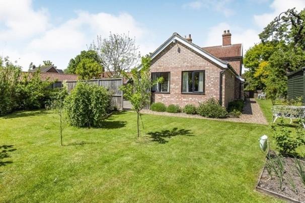 Bakehouse Villa Great Ellingham Exterior photo